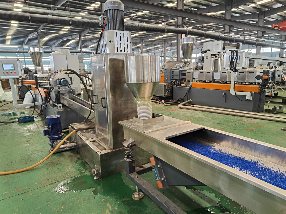 雙螺桿水環(huán)造粒機(jī)_JDL_雙螺桿水環(huán)造粒機(jī)